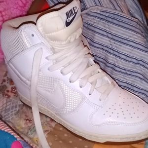 Nike shoes